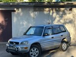 Toyota RAV4-1