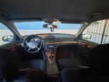 Mercedes E 220-11