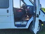 Ford Transit-13