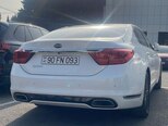 Kia Quoris-21