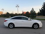 Hyundai Sonata-8