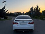 Hyundai Sonata-6