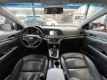 Hyundai Avante-12