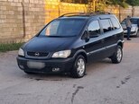 Opel Zafira-11
