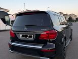 Mercedes GL 550 4MATIC-2