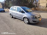 Opel Zafira-1