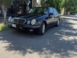 Mercedes E 270-1