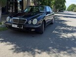 Mercedes E 270-4