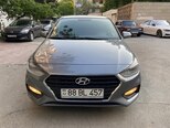 Hyundai Accent-2