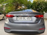 Hyundai Accent-7