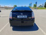 Toyota Prius-8