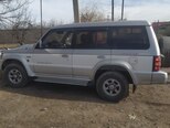 Mitsubishi Pajero-5