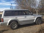 Mitsubishi Pajero-3
