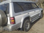 Mitsubishi Pajero-4