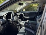Toyota RAV4-9