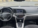Hyundai Elantra-12
