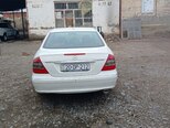 Mercedes E 220-3
