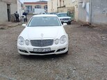 Mercedes E 220-1