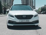 Hyundai Sonata-15