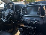 Kia Sorento-12