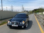 Mercedes E 240-19