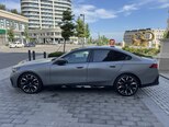 BMW i5-5