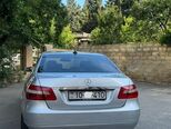 Mercedes E 200-11