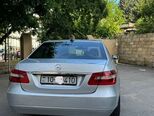 Mercedes E 200-10