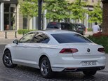 Volkswagen Passat-2