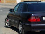 Mercedes E 270-7
