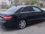 Mercedes E 220-2