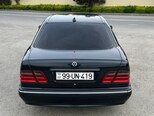 Mercedes E 220-6