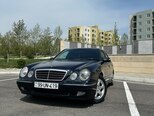 Mercedes E 220-10