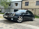 Mercedes E 220-8