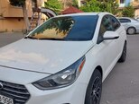 Hyundai Accent-2
