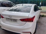 Hyundai Accent-7