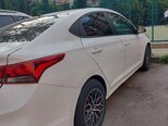Hyundai Accent-6