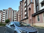 Hyundai Elantra-11