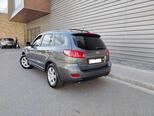 Hyundai Santa Fe-13