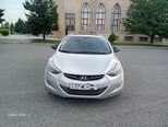 Hyundai Elantra-3