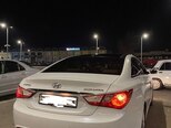 Hyundai Sonata-2