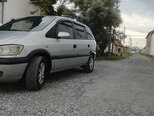 Opel Zafira-2