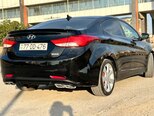 Hyundai Elantra-9