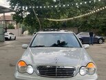 Mercedes C 200-1