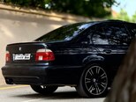 BMW 525-8
