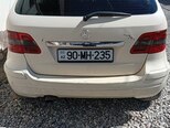 Mercedes B 200-21