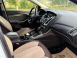 Ford Focus-11