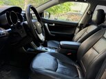 Kia Sorento-13