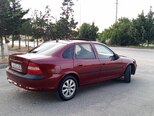 Opel Vectra-12