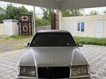 Mercedes 220 E-1